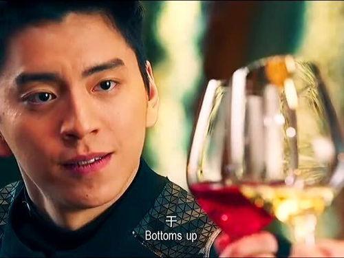 大嘴演员男,魅力四射的喜剧男星风采